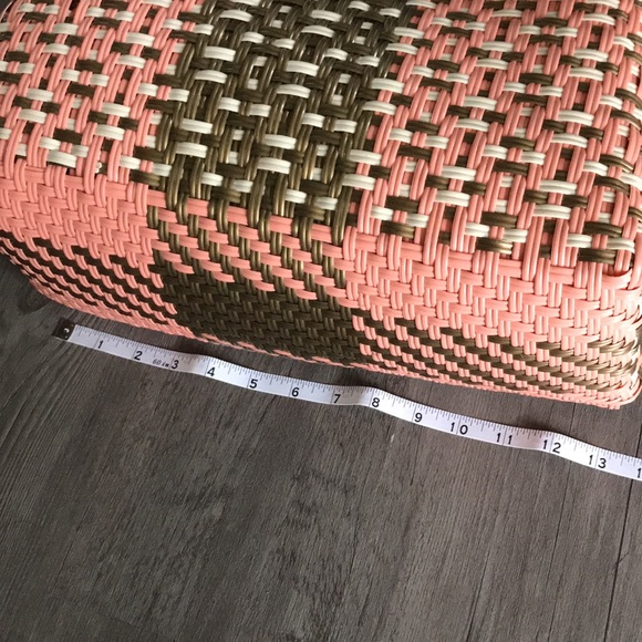 New Womenโs Hand-Made Spa/Resort Hand Bag - Picture 12 of 12